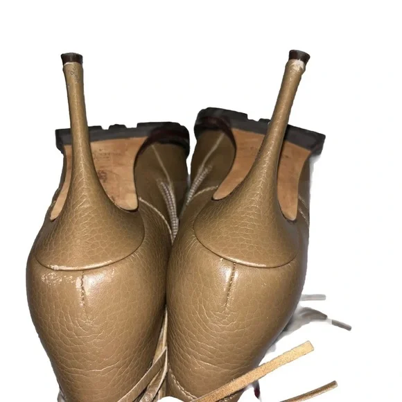 Valentino Brown Fringe Moto Ankle Boot Lug Sole EU 37 Designer EUC - Picture 9 of 10